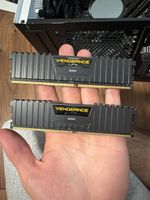 2x 16GB DDR4 RAM VENGEANCE