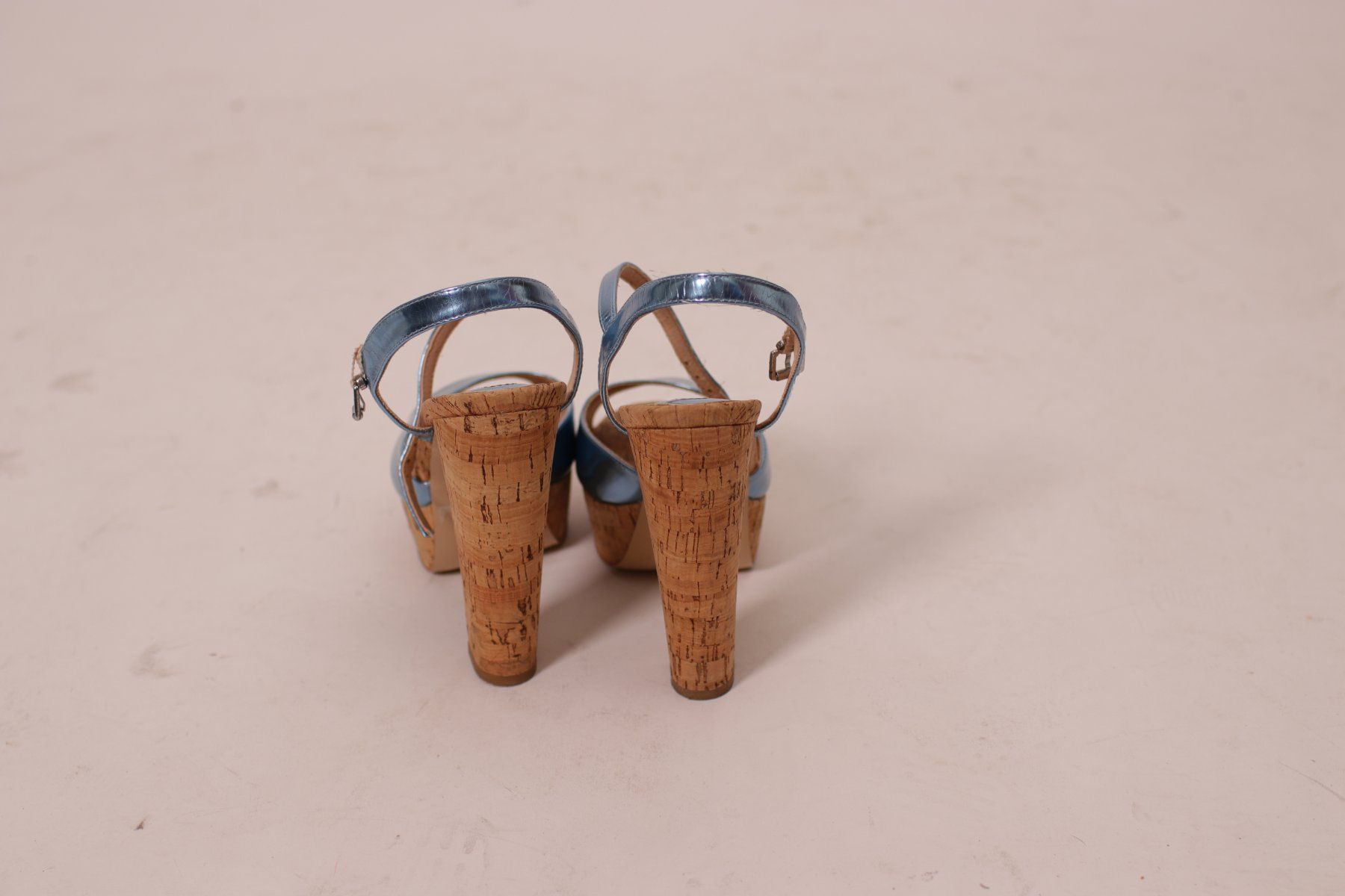Buffalo Scarpe da donna: Buffalo Blue Leahter and Cork Platform Size 40 – Usato da Hombrechtikon venduto da BAZ-Vintage 4