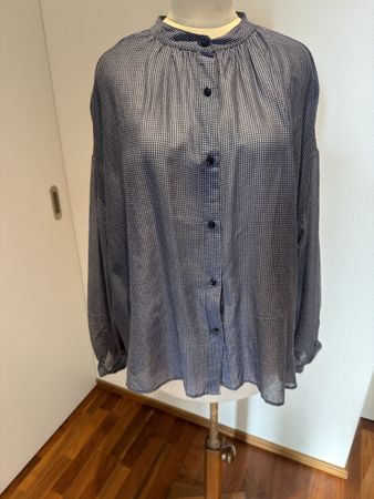 Seidenbluse von Kiltie, minimalprint Marine, Grösse 36