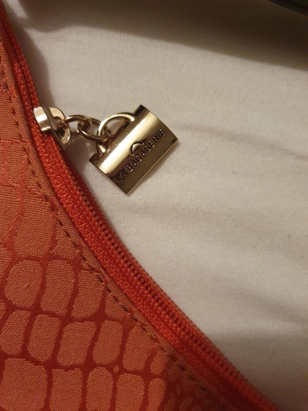 Borse da donna: Y2k Hobo bag – Usato da Buchs AG venduto da sxf96 4