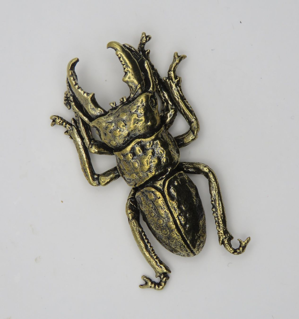 Statuette: Dekorative - HIRSCHKÄFER - Figur - aus Messing - 5,4x3,2cm – Nuovo e nell'imballaggio originale da Grenchen venduto da Yamahwildstar16 3