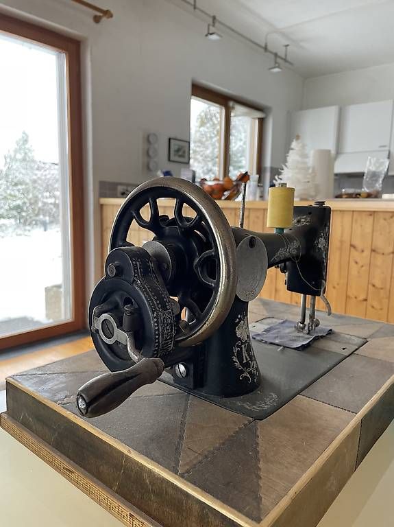 Macchine da cucire: Pfaff Nähmaschiene – Usato da Zeiningen venduto da tim_r25m 3