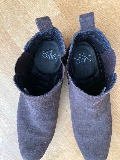 Herrenschuhe: (A) Herren Wildlederschuhe VIKO Grösse 42 – Neu (gemäss Beschreibung) aus Jonen von Sevenb 2