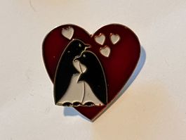 1 Pin Pinguine im Herz