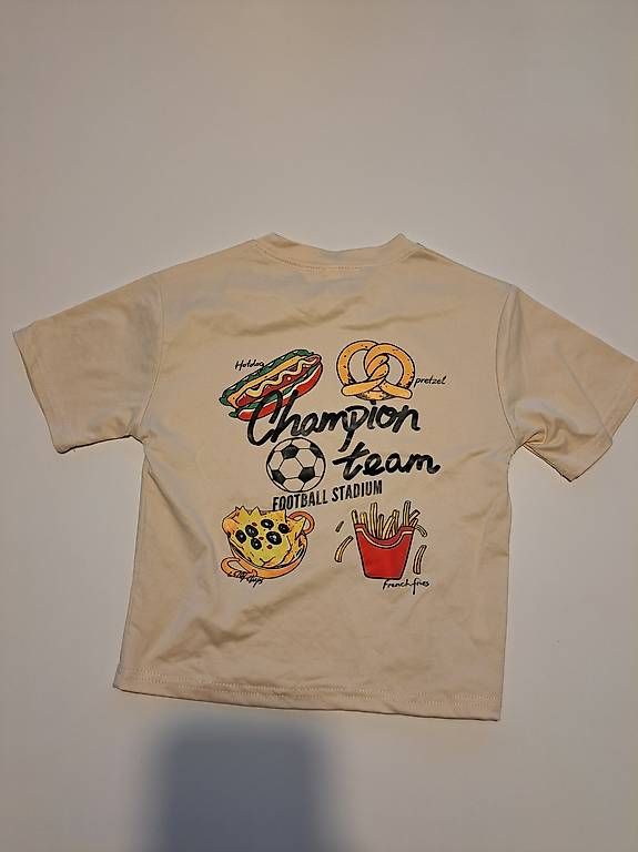 T-Shirts: Kurzarmshirts 2teilig – Gebraucht aus Plons von lor_85mv 1