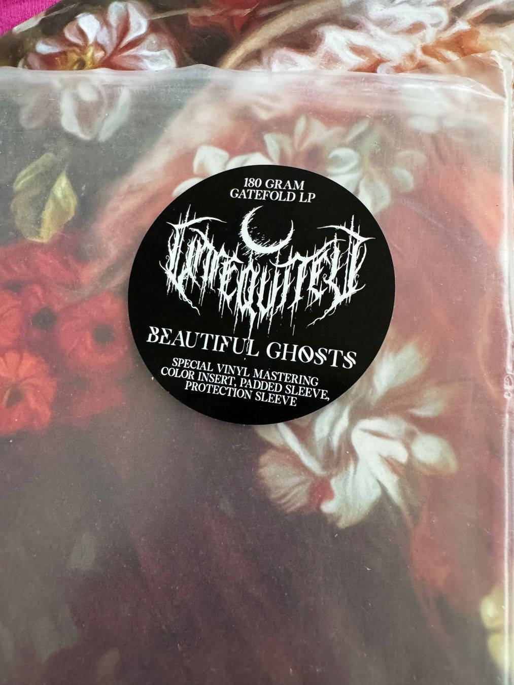 Dischi in vinile: UNREQVITED - BEAUTIFUL GHOSTS LP,ALBUN GATEFOLD – Usato da Delémont venduto da pinguino6