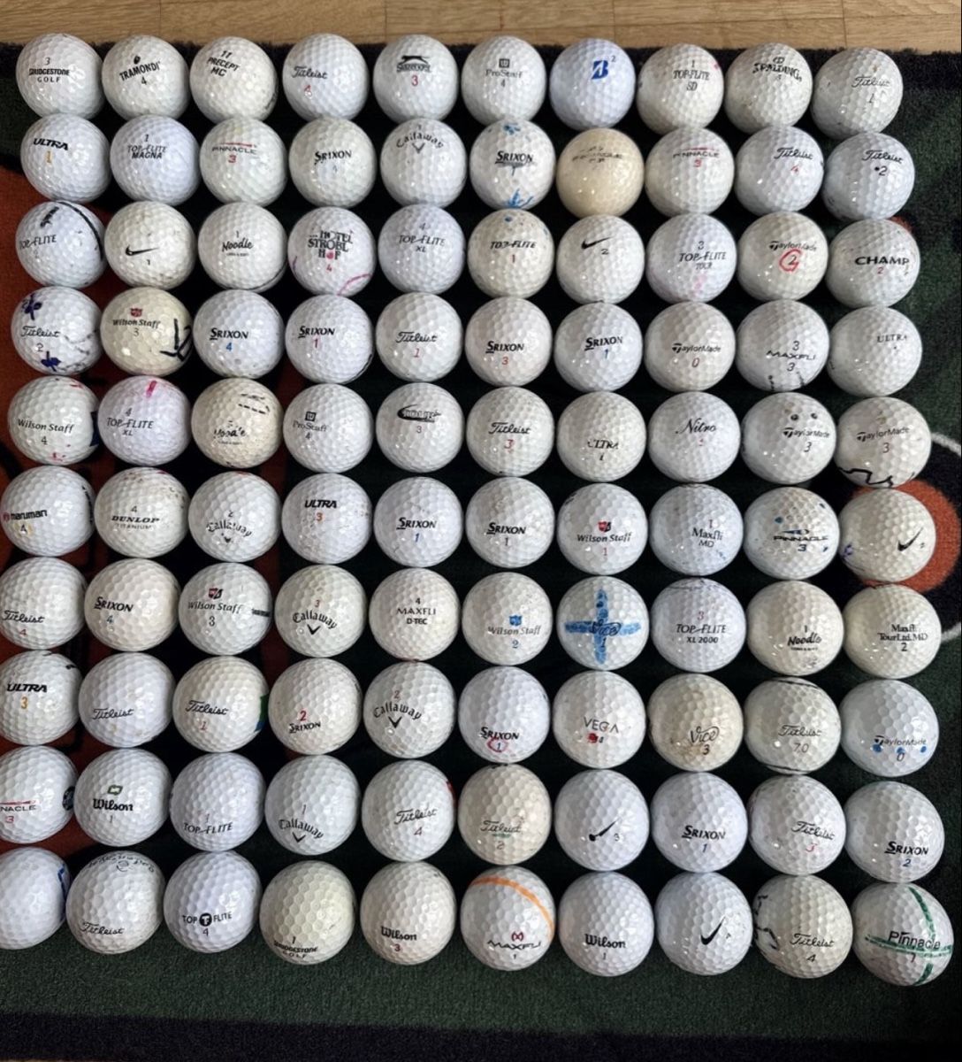 Palloni: 70 div. Golfbälle, viel gebraucht – Usato da Münchenbuchsee venduto da Mantik