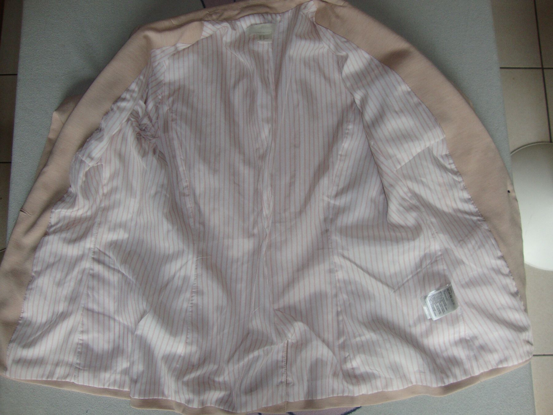 H&M Giacche: H&M Blazer, Grösse 40 – Nuovo (secondo la descrizione) da Vernier venduto da Melone74 3