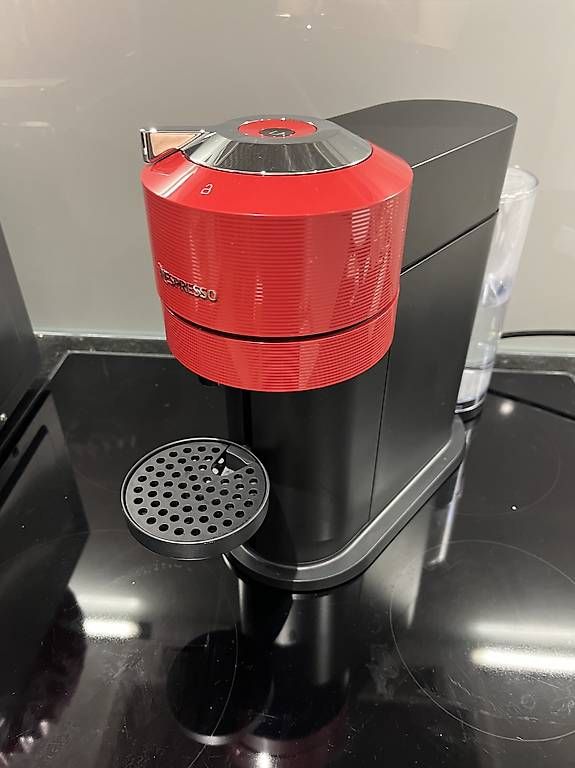Macchine per caffè & Macchine per espresso: Nespresso Vertuo Next – Usato da Balgach venduto da RianaT