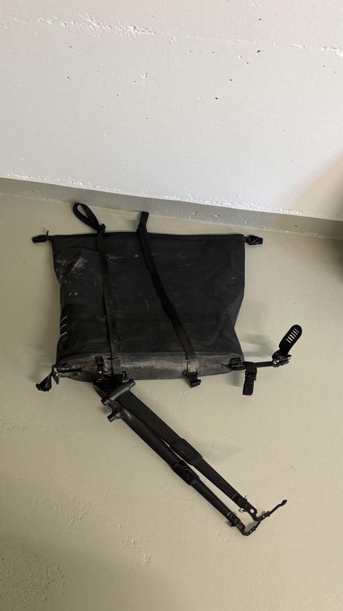 Tailfin Pezzi di ricambio: Tailfin Cargo Pack mit 2x 16L Pannier Bags – Usato da Steinhausen venduto da Svensemilia 1
