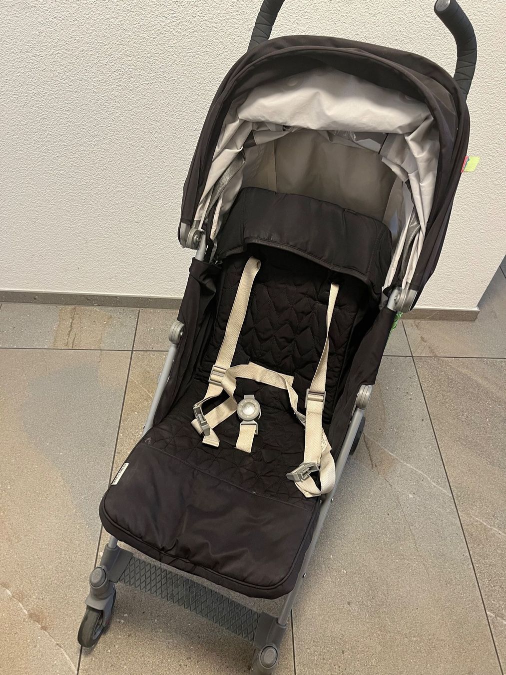 Mclaren Kinderwagen: Mclaren Kinderbuggy inkl Winterfußsack – Gebraucht aus Winterthur von WintiSommer 1