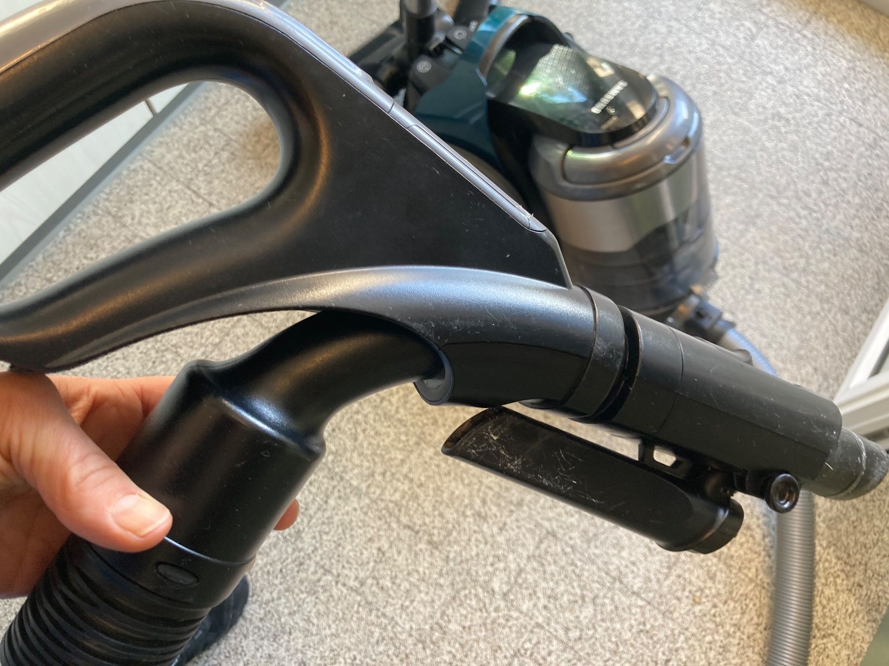 Samsung Aspirateurs & Accessoires: Staubsauger SAMSUNG – D'occasion à Thalwil par Anahi 2