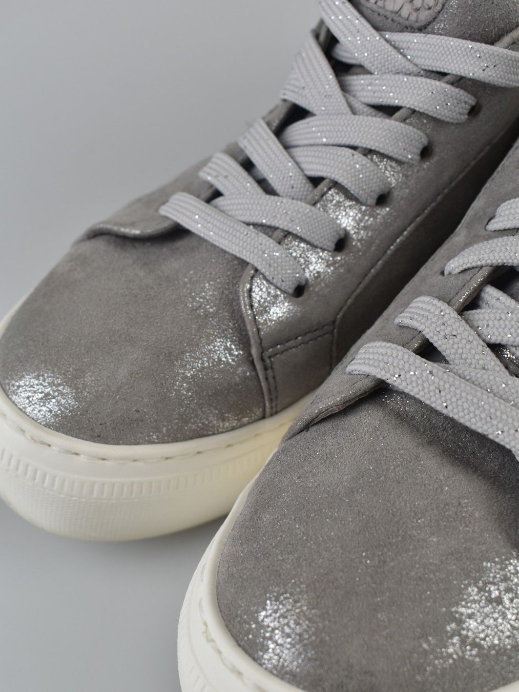 Gabor Damenschuhe: Gabor Sneaker, silber, Gr.38 (5) – Gebraucht aus Nürensdorf von 2ND_STORY 4