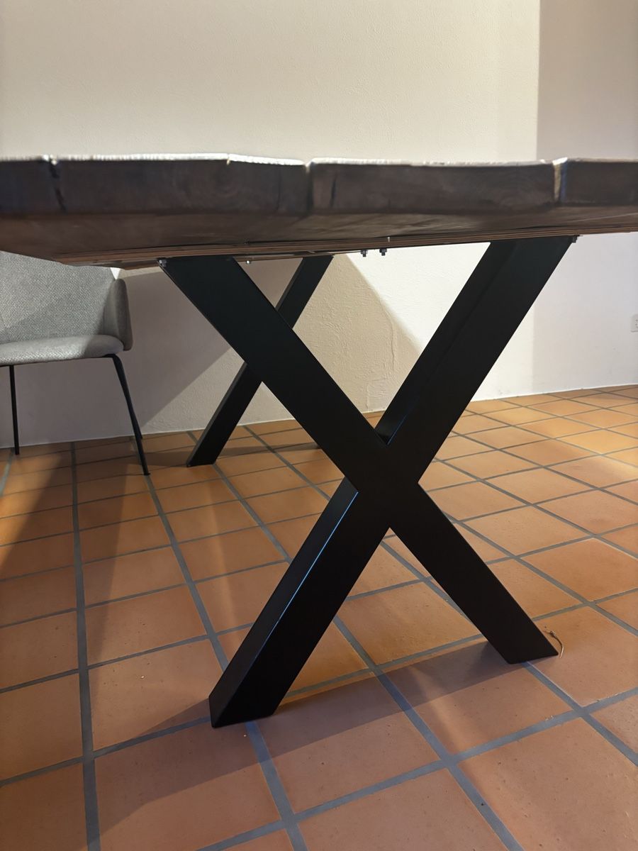 Tavoli: Esstisch mit Holzbrettern Marke: Eigenbau – Usato da Wetzikon ZH venduto da Mole01 3