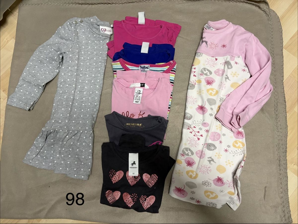 Lotti & Set di vestiti: Kleiderpaket Mädchen 98 – Usato da Granges-Paccot venduto da Fwaeber