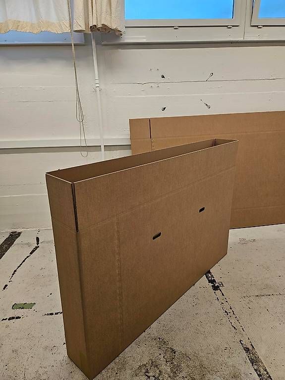 Kartons: Versandkarton 1800x240x950mm – Gebraucht aus Schwanden GL von Trailworks-AG