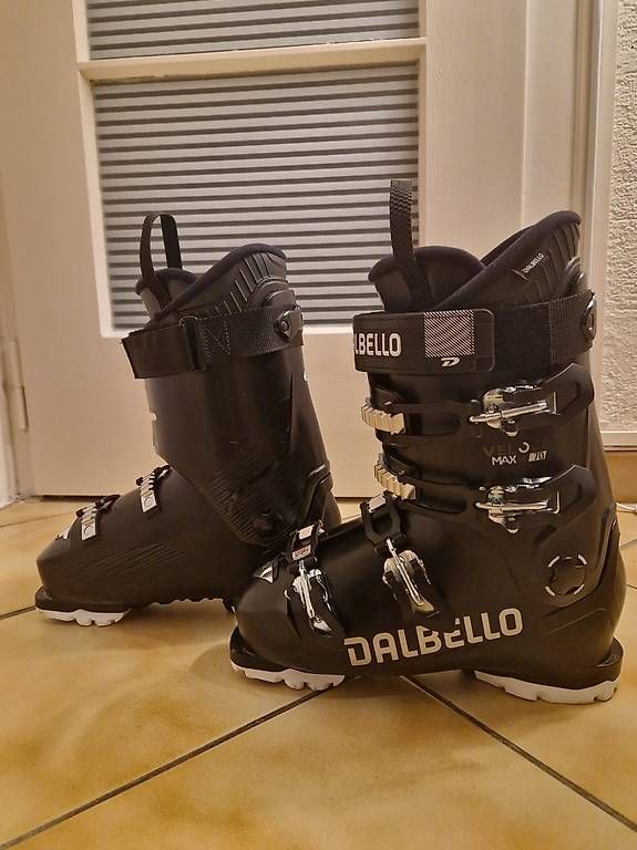 Scarpe da uomo: Chaussures de ski – Usato da Petit-Lancy venduto da Sejogurl 2