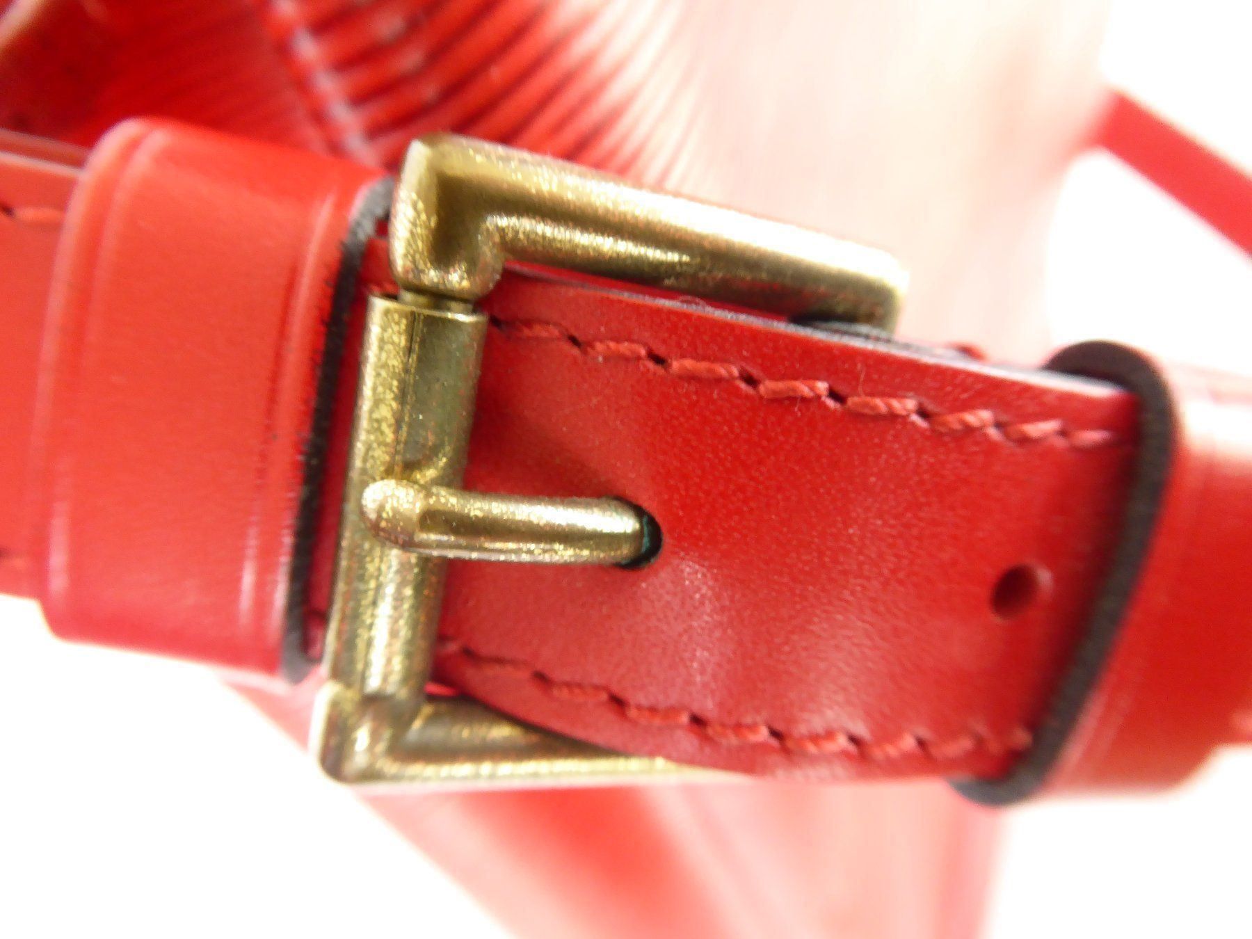 Louis Vuitton Borse da donna: LOUIS VUITTON EPI NOE GM rot – Usato da Berneck venduto da chouchou1415 5