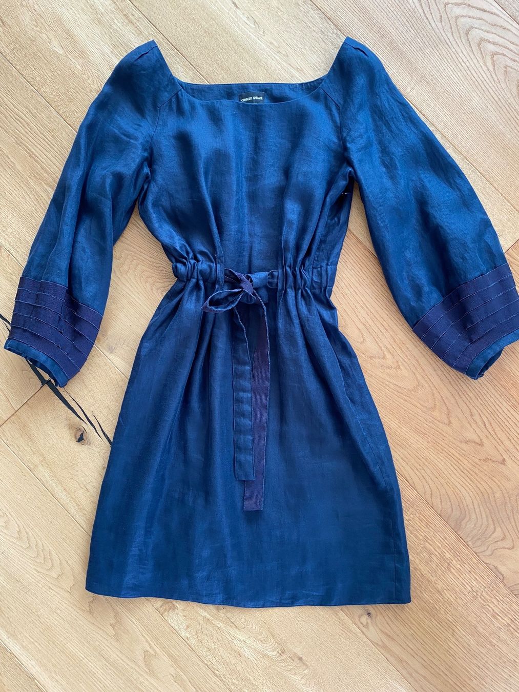 Armani Vestiti: GIORGIO ARMANI Leinenkleid – Nuovo (secondo la descrizione) da Ittigen venduto da 132465