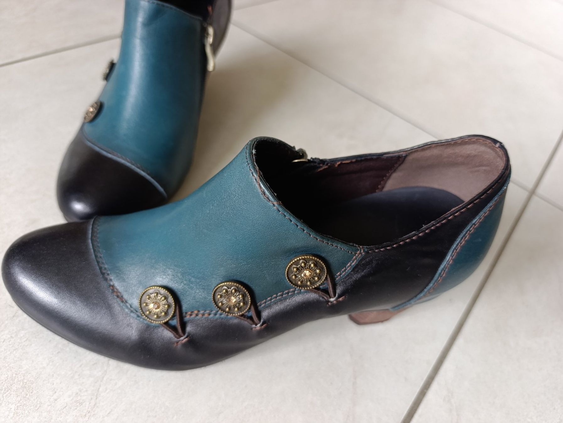 Scarpe da donna: Retropumps – Usato da Frick venduto da atr_wf8r 3