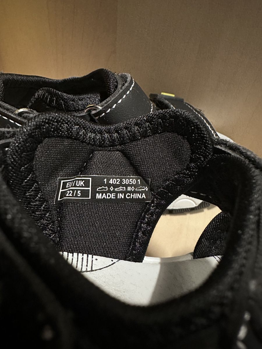 Scarpe per ragazzi: Vty Sandals - Black - Size 22 – Usato da Bülach venduto da ViktoriiaMatus 3