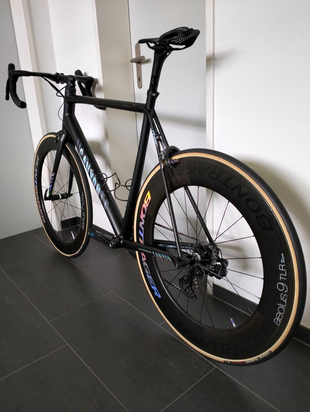 Canyon Biciclette: Canyon Ultimate AL Rennrad Di2 – Usato da Uster venduto da KarlZH 9