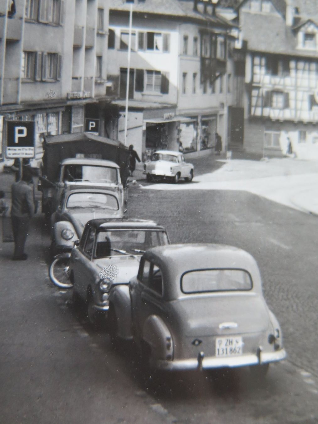Cartes postales: HORGEN - VIELE ALTE AUTOS – D'occasion à Wittenbach par lipasal 1