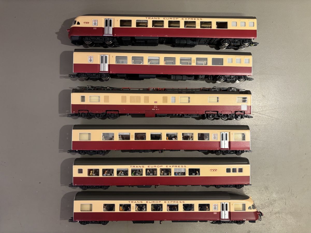 LS Models Modellini di ferrovie: LS Models RAe TEE 17021 – Usato da Degersheim venduto da FrauLuzi 5