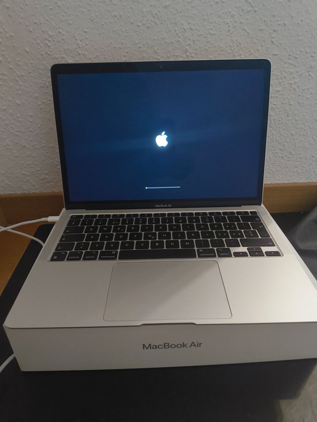 Apple Notebooks: Apple MacBook Air M1 2020 13.30 pollici Argento – Gebraucht aus Suhr von dam_c7zb 9