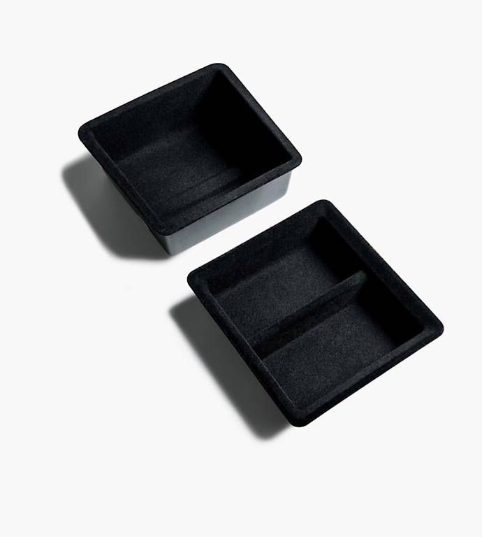 Tous les outils: Tesla - Plateaux pour accessoires de console – D'occasion à Aïre par LKM94