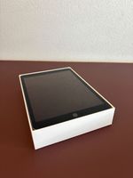 Apple iPad Tablet mit Schutzhülle gebrauchter Zustand