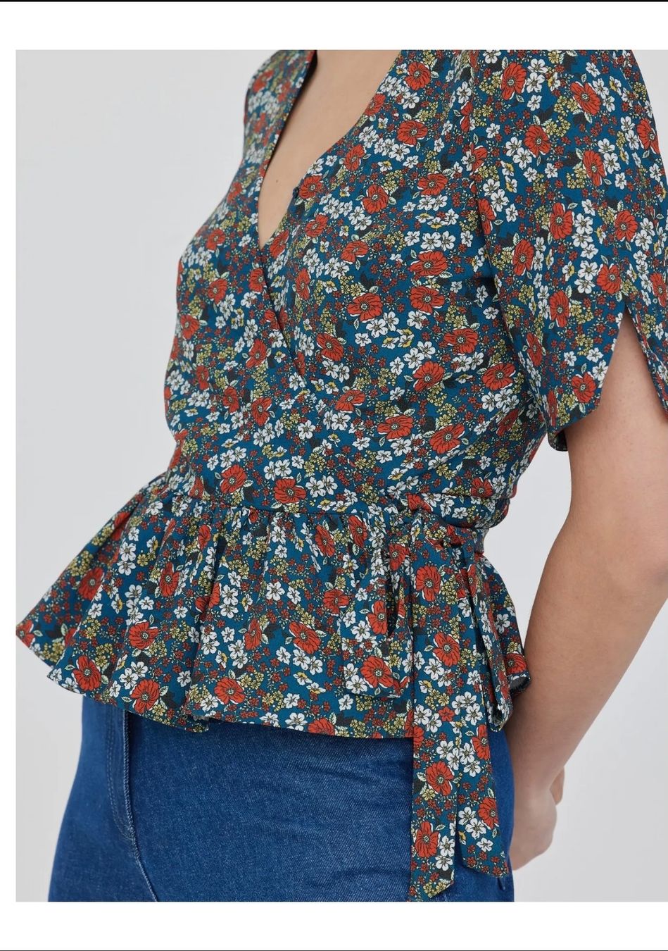 Top: Haut fleuri – Nuovo (secondo la descrizione) da Lausanne venduto da sou_w9bl 2