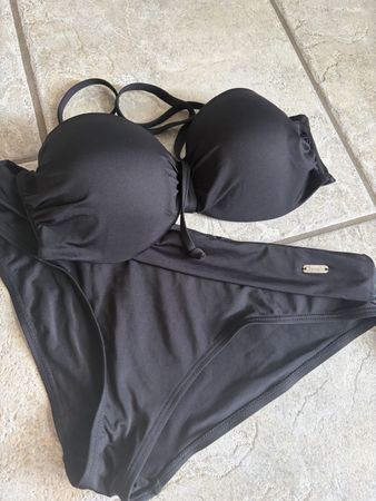 2 Bikinis in gutem Zustand Gr 38