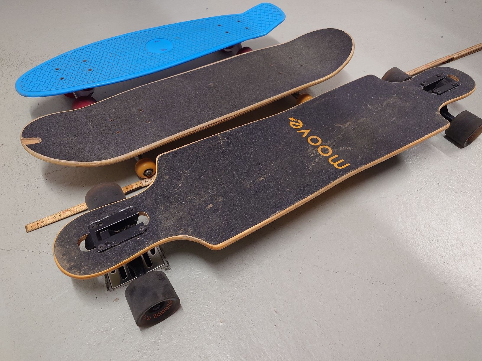 Skateboards: Verkaufe drei gebrauchte Skateboards /Rollbretter – Usato da Bätterkinden venduto da Grooovy