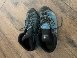 Scarpa Wanderschuhe blau Grösse 42.5 leichte Gebrauchsspuren