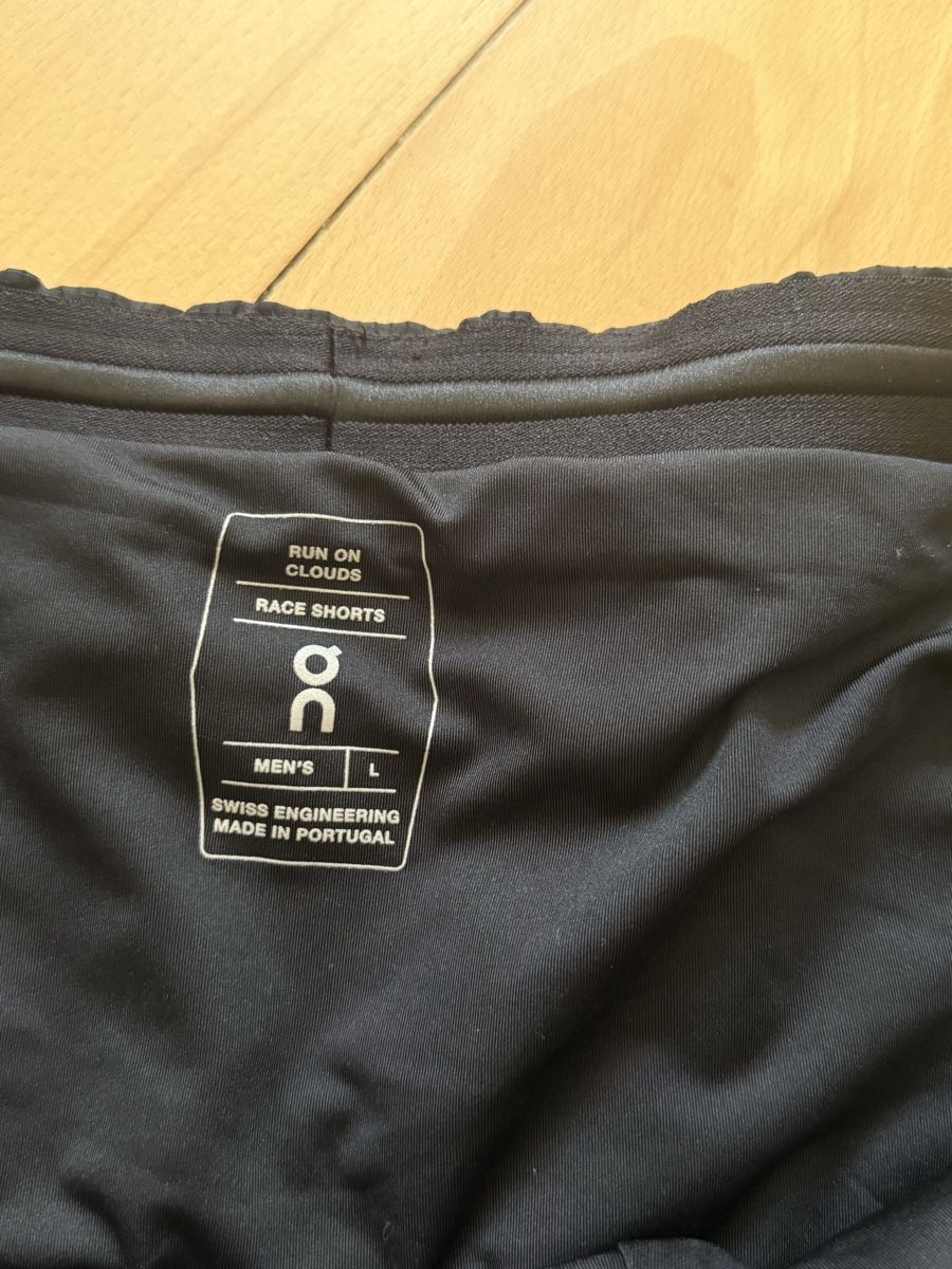Hosen: On Split Short (L) – Gebraucht aus Bern von Laufsport3000 3