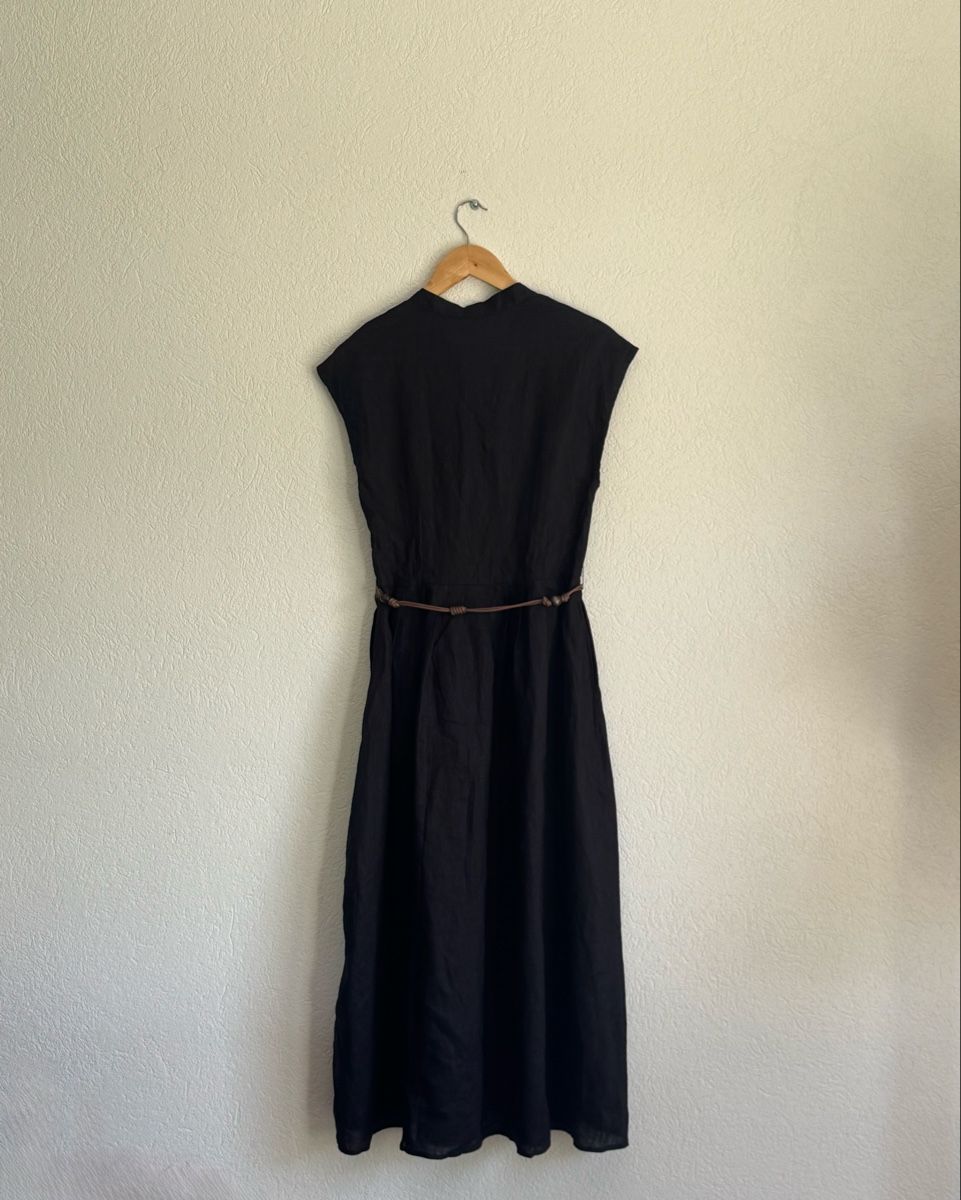 Vestiti: Schwarzes Maxikleid aus 100 % Leinen, neu – Nuovo e nell'imballaggio originale da Veyras venduto da ValClasse 1