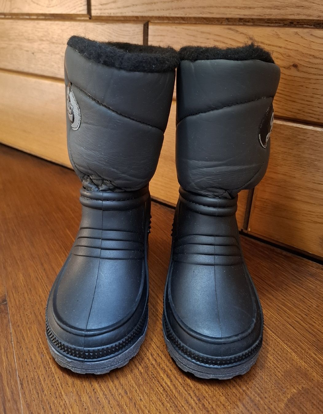 Scarpe per ragazzi: Winterstiefel, Grösse 26 – Usato da Bolken venduto da nova88