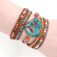 🟢 Armband aus Natursteinen und Leder