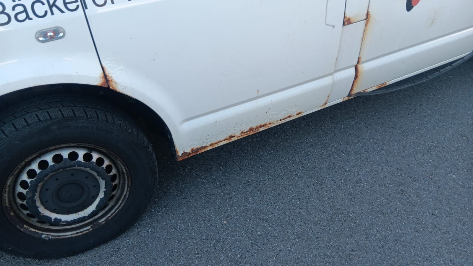VW Automobili: VW T5 BMT TDI 4x4 – Usato da Rebstein venduto da TonyRasta-Autohandel 3