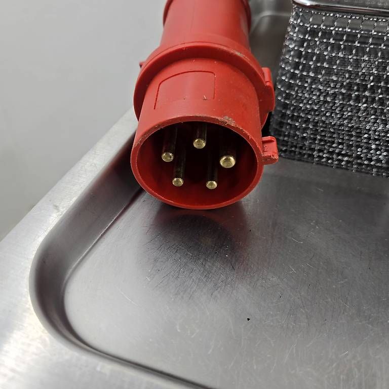 Bartscher Elettrodomestici da cucina: Friteuse I Fritteuse Standfritteuse 15FEC, 13 l – Usato da Wolhusen venduto da Gastrorampe 7