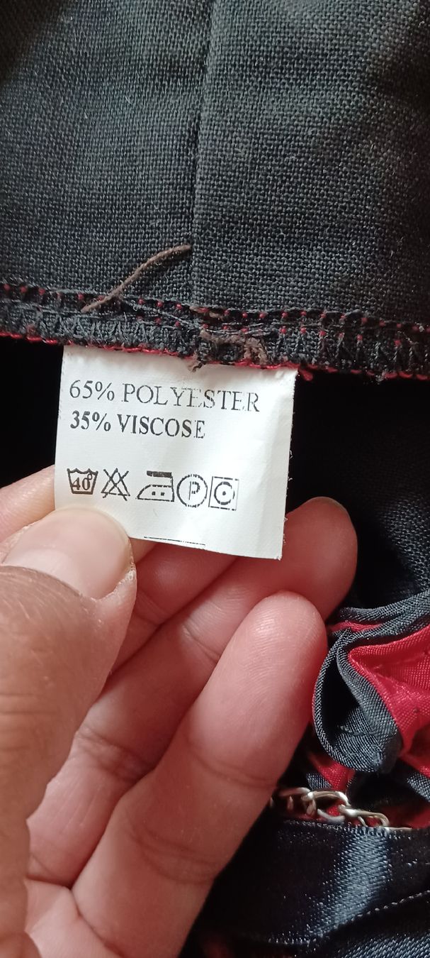 Vestiti: Fuchs Trachtenmode Dirndl Gr. 40, Rot-Schwarz – Nuovo (secondo la descrizione) da Plaffeien venduto da Morituri 4