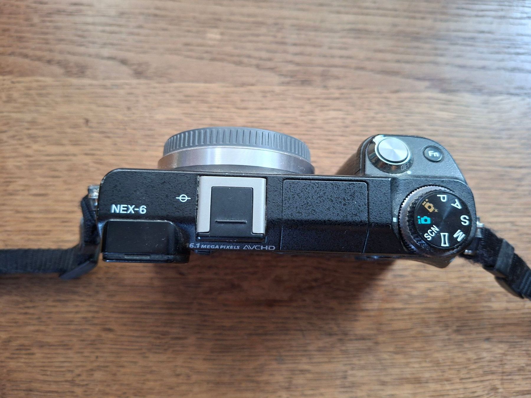 Sony Fotocamera: Sony NEX-6 Systemkamera Body – Difettoso da Zürich venduto da Pascual 1