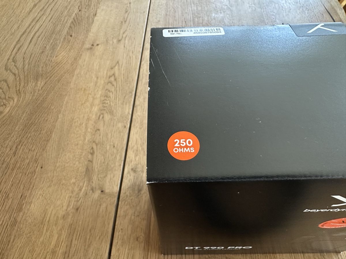 Beyerdynamic Cuffie: Beyerdynamic DT 990 Pro – Nuovo (secondo la descrizione) da Zihlschlacht venduto da boost_is_all 3
