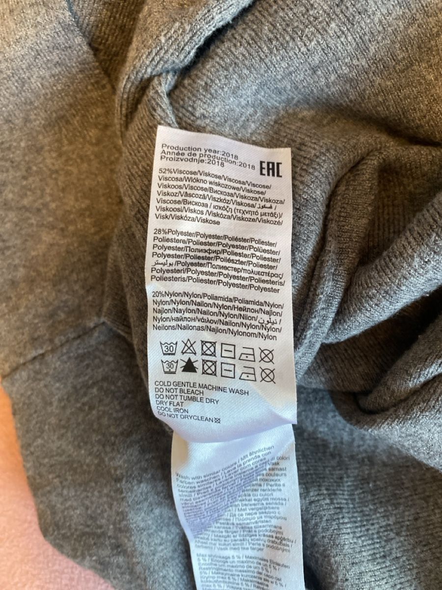 Vero Moda Kleider: Damen Kleid Vero Moda grau Groesse L – Gebraucht aus Alpnach Dorf von melbb 3
