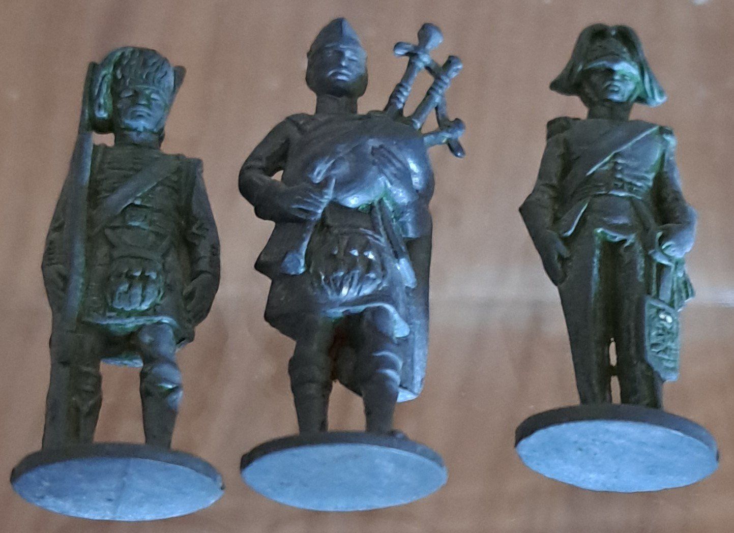 Statuette: 3x Schotten (1850-1908) Grünspan – Usato da Tenniken venduto da mik_6mxg 7