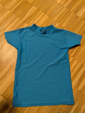 Bade T-Shirt UVP 50+ Grösse 152 blau