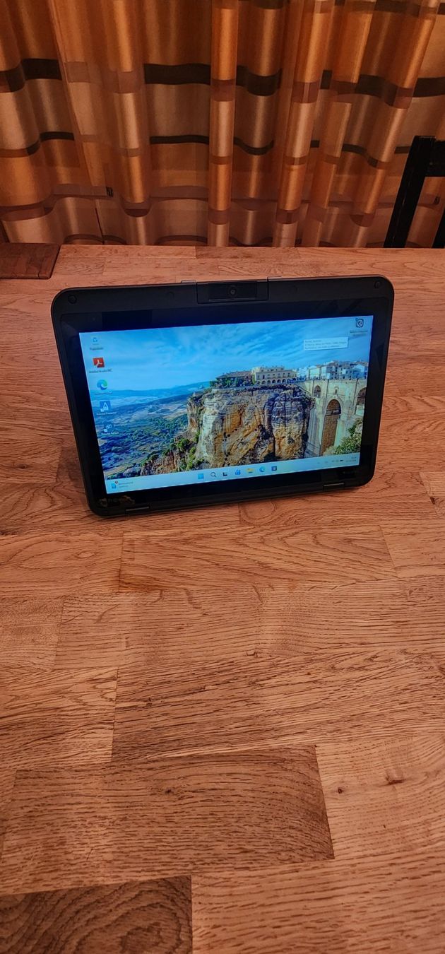 Portables: Notebook Prowise Edubook 360 Windows 11Education – D'occasion à Hornussen par koleso83 1