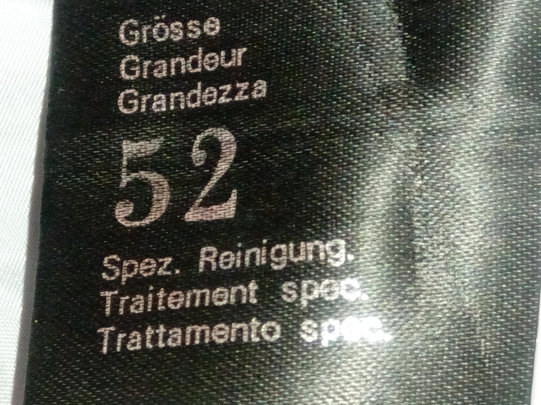Giacche: Schwarze Lederjacke Grösse 52 – Usato da Zürich venduto da Mitzi6 8