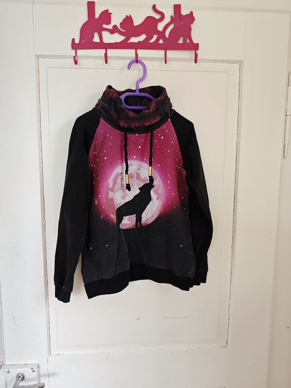 Pulls et sweat-shirts: Pullover Handmade Gr 140 – D'occasion à Winterthur par Shorna